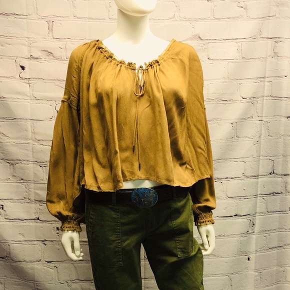 NEW FREE PEOPLE AUTHENTIC PEASANT STYLE FLOWY TOP. CAN BE WORN 2 WAYS - Picture 6 of 16